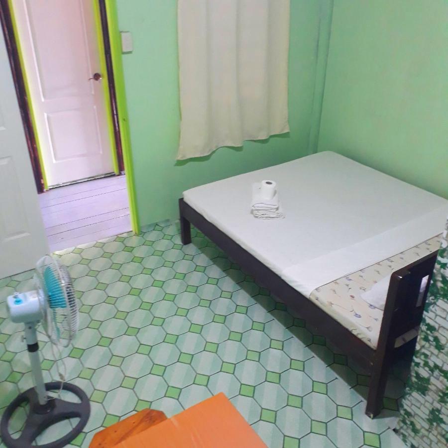Archie'S Budget Room Rental San Vicente  Extérieur photo